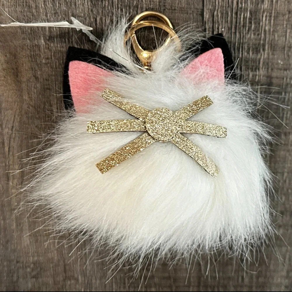 💞 New Furry Kitty Cat Keychain with Clip